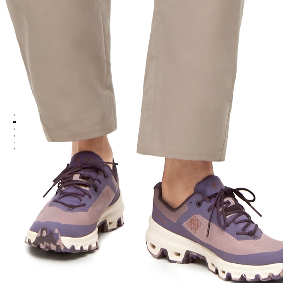 CLOUDVENTURE LOEWE - Picture 3 of 7